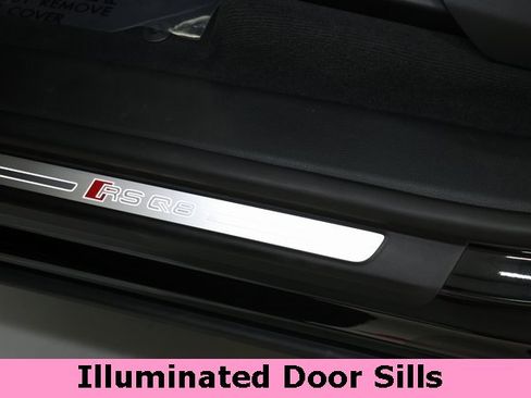 Used 2025 Audi RS Q8 performance image 35