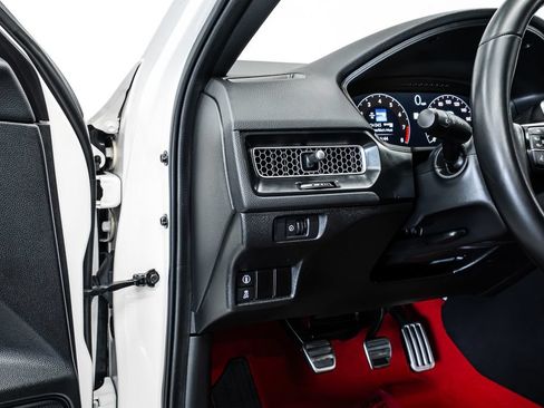 Used 2025 Honda Civic Type R image 12