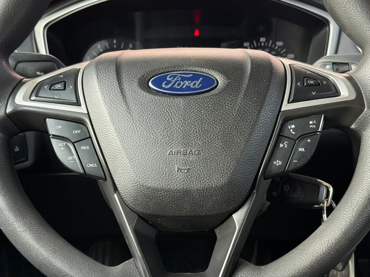 Used 2014 Ford Fusion SE FWD image 52