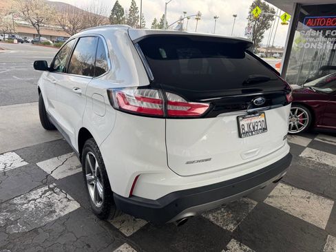 Used 2019 Ford Edge SEL w/ Equipment Group 201A image 4