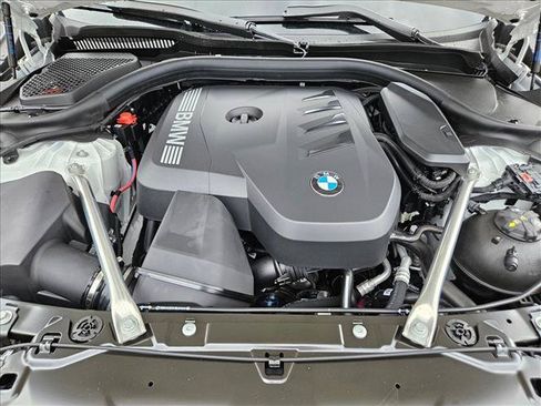 Certified 2026 BMW 530i w/ Premium Package RWD image 17