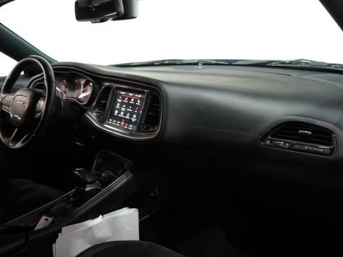 Used 2022 Dodge Challenger GT w/ Plus Package image 18