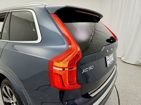 Certified 2025 Volvo XC90 T8 Plus w/ Protection Package Premier image 30