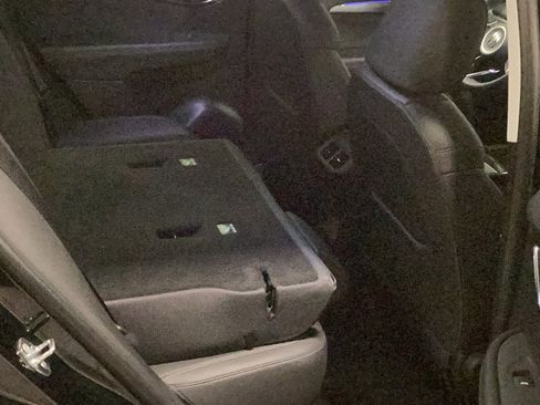 Used 2025 Buick Envision Preferred image 17