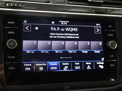 Used 2024 Volkswagen Tiguan SE FWD image 49