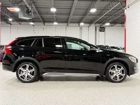 Used 2016 Volvo V60 T5 Cross Country w/ Climate Package AWD/4WD image 5