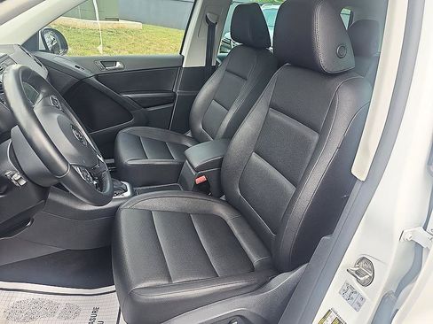Used 2017 Volkswagen Tiguan Wolfsburg Edition AWD/4WD image 14