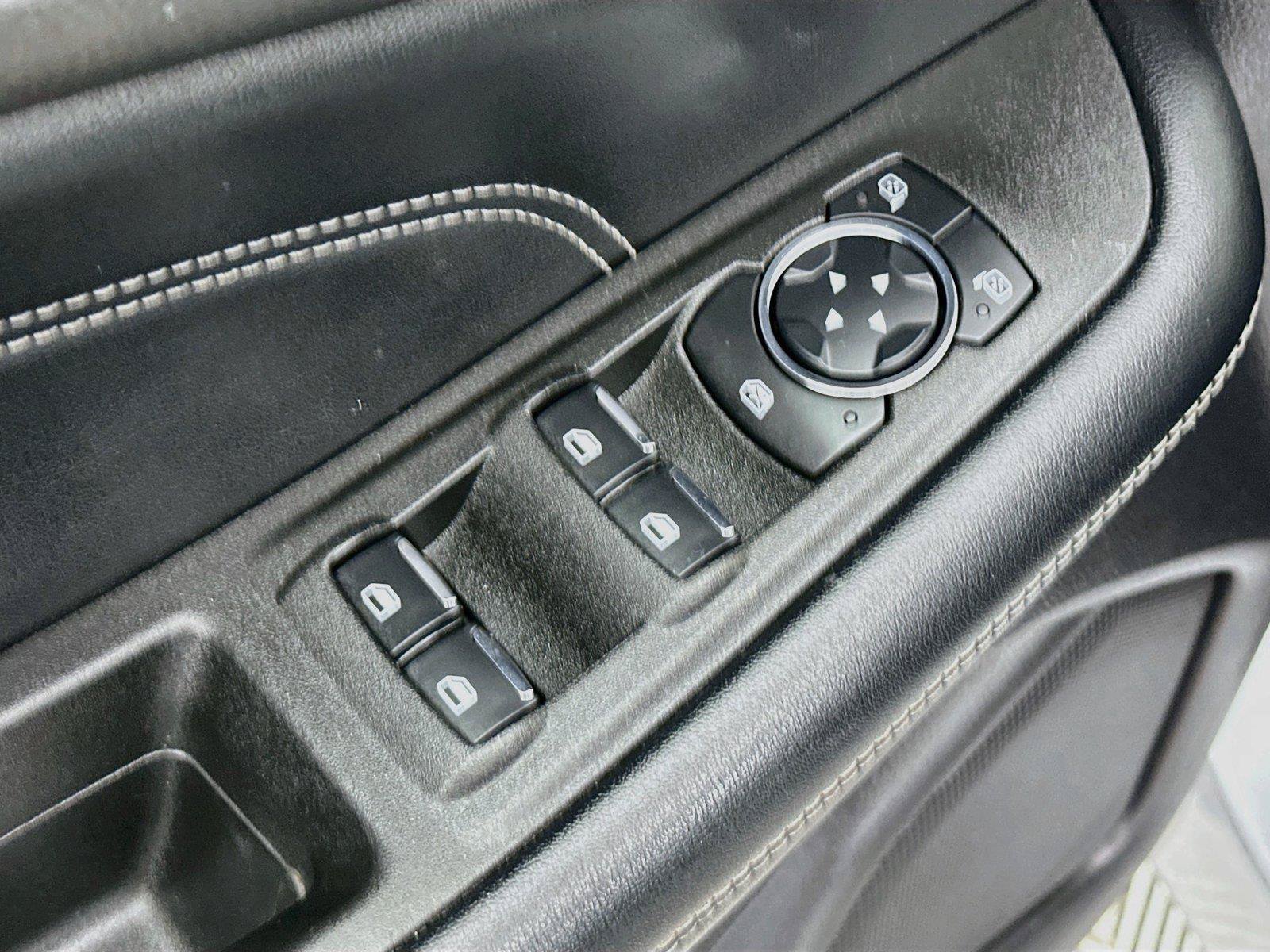 Used 2022 Ford Edge Titanium AWD/4WD image 20