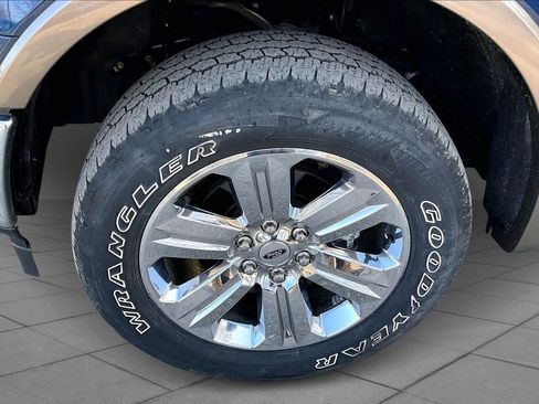 Used 2020 Ford F150 Lariat w/ Equipment Group 502A Luxury image 10