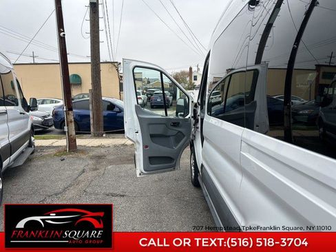 Used 2016 Ford Transit 150 XLT image 15