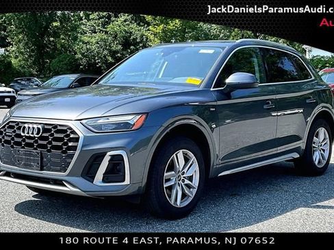 Certified 2023 Audi Q5 2.0T Premium w/ Convenience Package AWD/4WD image 1