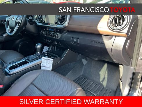 Certified 2016 Toyota Tacoma Limited image 22