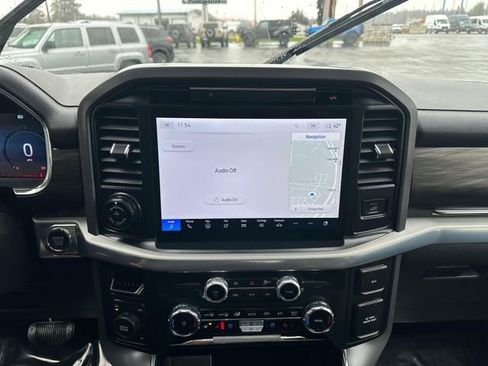 Used 2025 Ford F150 Lariat image 25