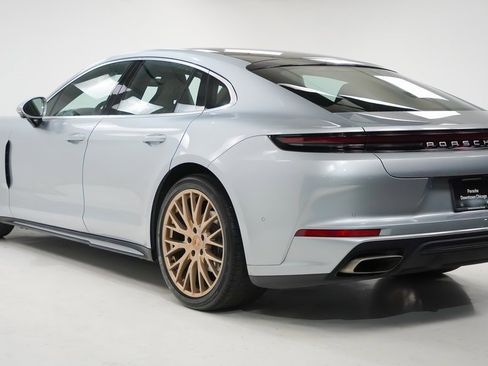 Certified 2024 Porsche Panamera 4 image 3