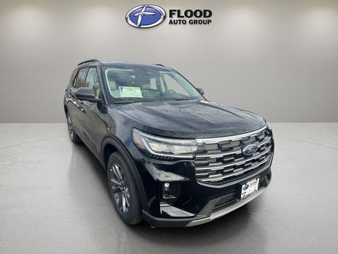 New 2026 Ford Explorer Active w/ Active Comfort Package AWD/4WD image 1