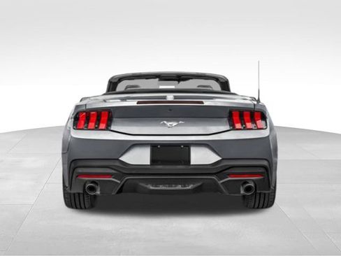 Used 2024 Ford Mustang Premium RWD image 5