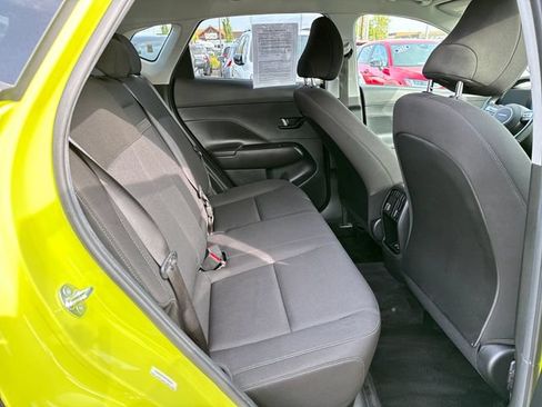 Used 2025 Hyundai Kona SEL AWD/4WD image 10