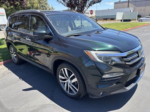 Used 2016 Honda Pilot Touring image 3
