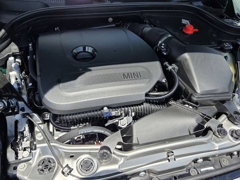 New 2026 MINI Cooper 2-Door Hardtop FWD image 16