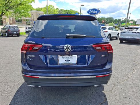 Used 2021 Volkswagen Tiguan SE w/ Panoramic Sunroof Package AWD/4WD image 5