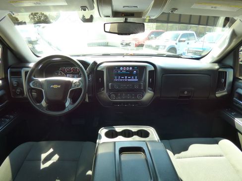 Used 2017 Chevrolet Silverado 1500 LT AWD/4WD image 18
