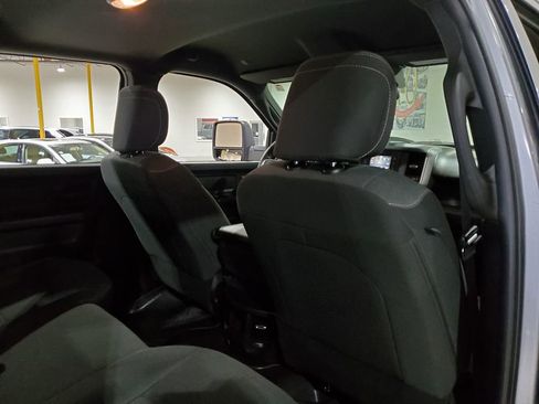 Used 2024 RAM 2500 Tradesman w/ Chrome Appearance Group image 20