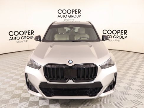 Used 2024 BMW X1 xDrive28i w/ Technology Package AWD/4WD image 9