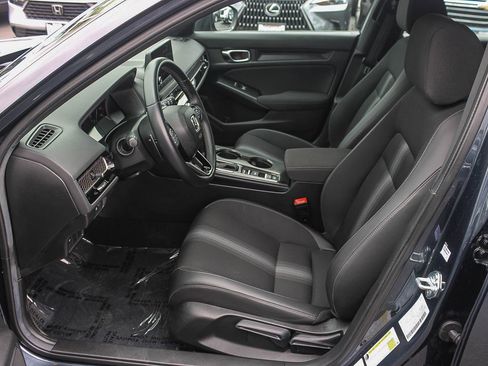 Used 2025 Honda Civic Sport image 18