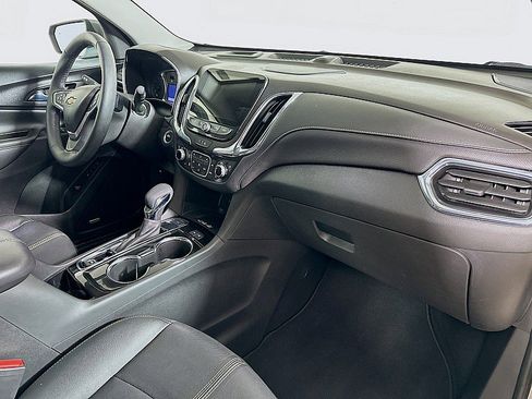 Used 2023 Chevrolet Equinox Premier image 32