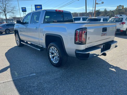 Used 2018 GMC Sierra 1500 SLT image 18