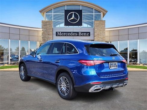 Certified 2025 Mercedes-Benz GLC 300 4MATIC image 3