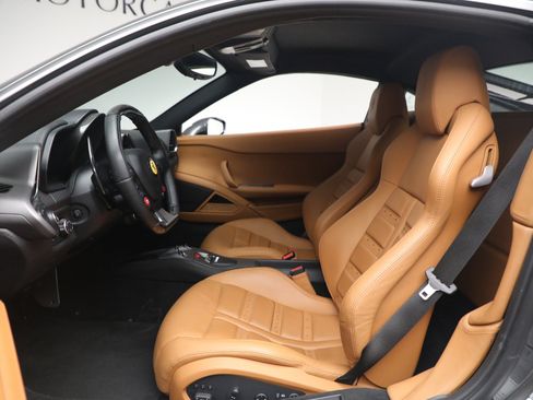 Certified 2012 Ferrari 458 Italia Coupe RWD image 13