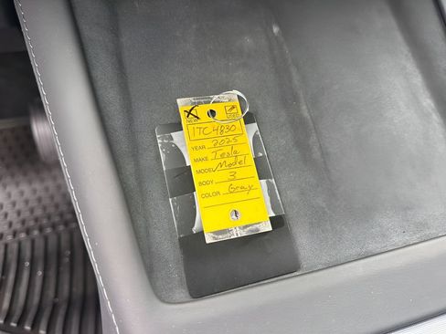 Used 2025 Tesla Model 3 Long Range image 37