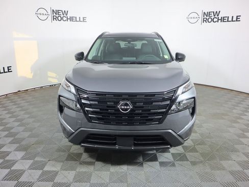 New 2026 Nissan Rogue Dark Armor image 2