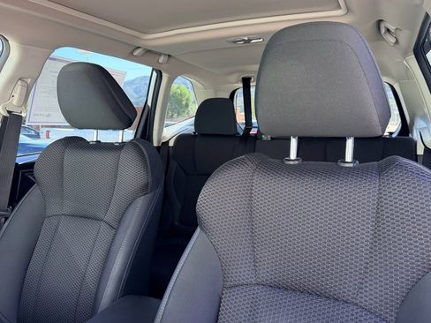 Used 2020 Subaru Forester Premium image 16