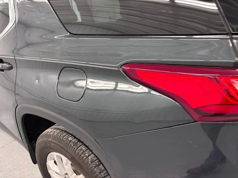 Used 2018 Chevrolet Traverse LT FWD image 22
