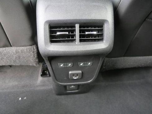 Used 2020 Chevrolet Equinox Premier image 15