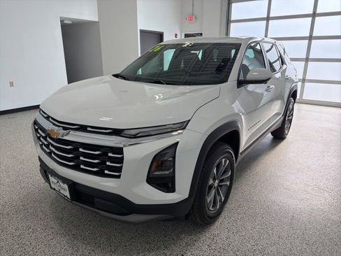 New 2026 Chevrolet Equinox LT w/ Safety and Technology Package image 7