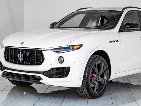 Used 2019 Maserati Levante AWD/4WD image 52