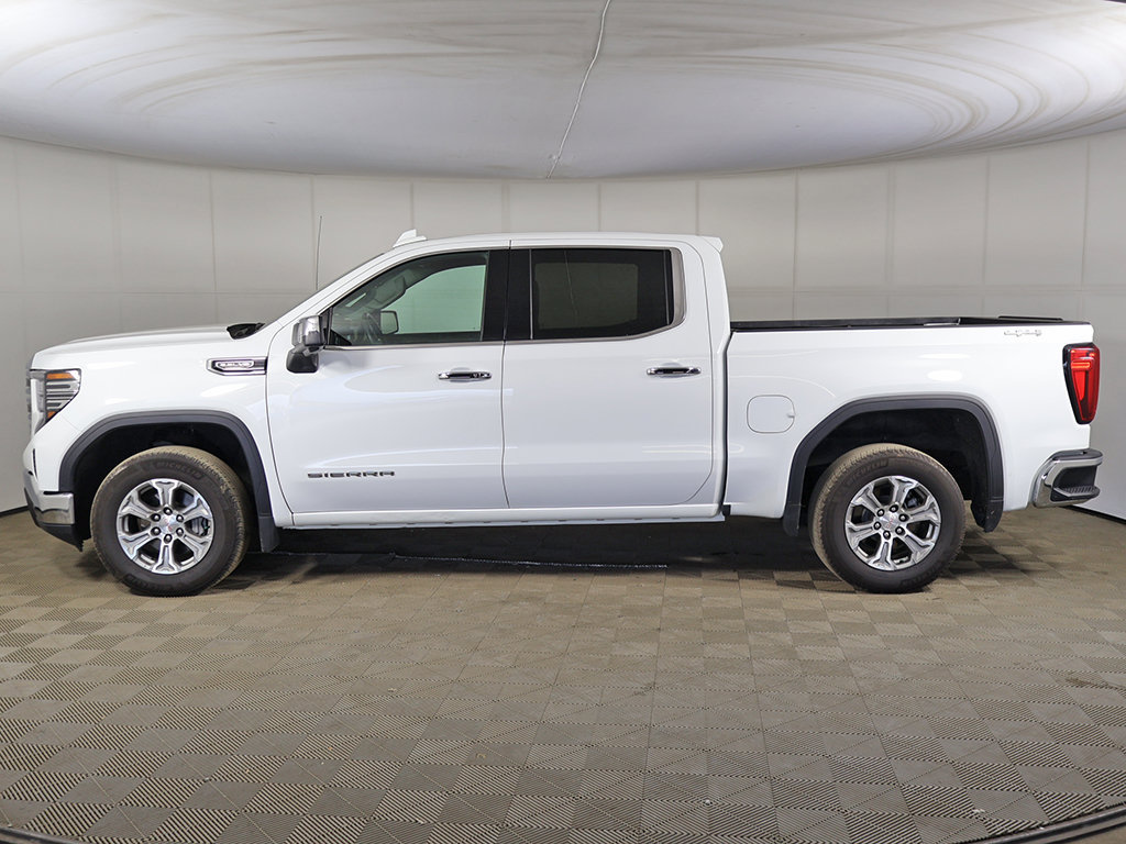 Used 2025 GMC Sierra 1500 SLT AWD/4WD image 12
