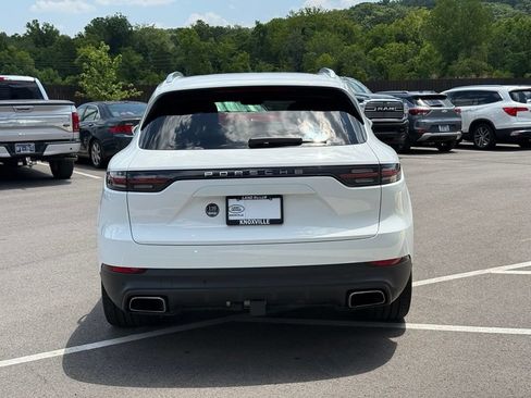 Used 2021 Porsche Cayenne AWD/4WD image 7