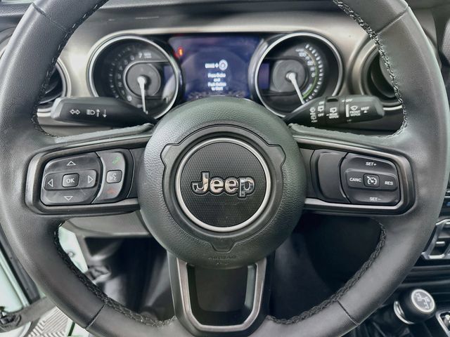 Used 2023 Jeep Wrangler Unlimited w/ Sun & Screen Package AWD/4WD image 22