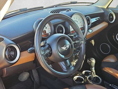 Used 2013 MINI Cooper Hardtop image 9