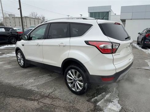 Used 2017 Ford Escape Titanium image 6