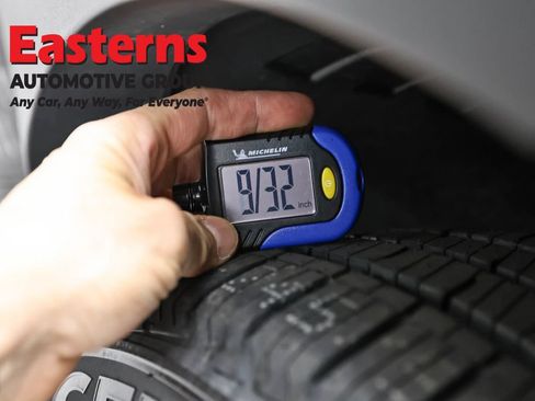 Used 2025 Kia Telluride S FWD image 27