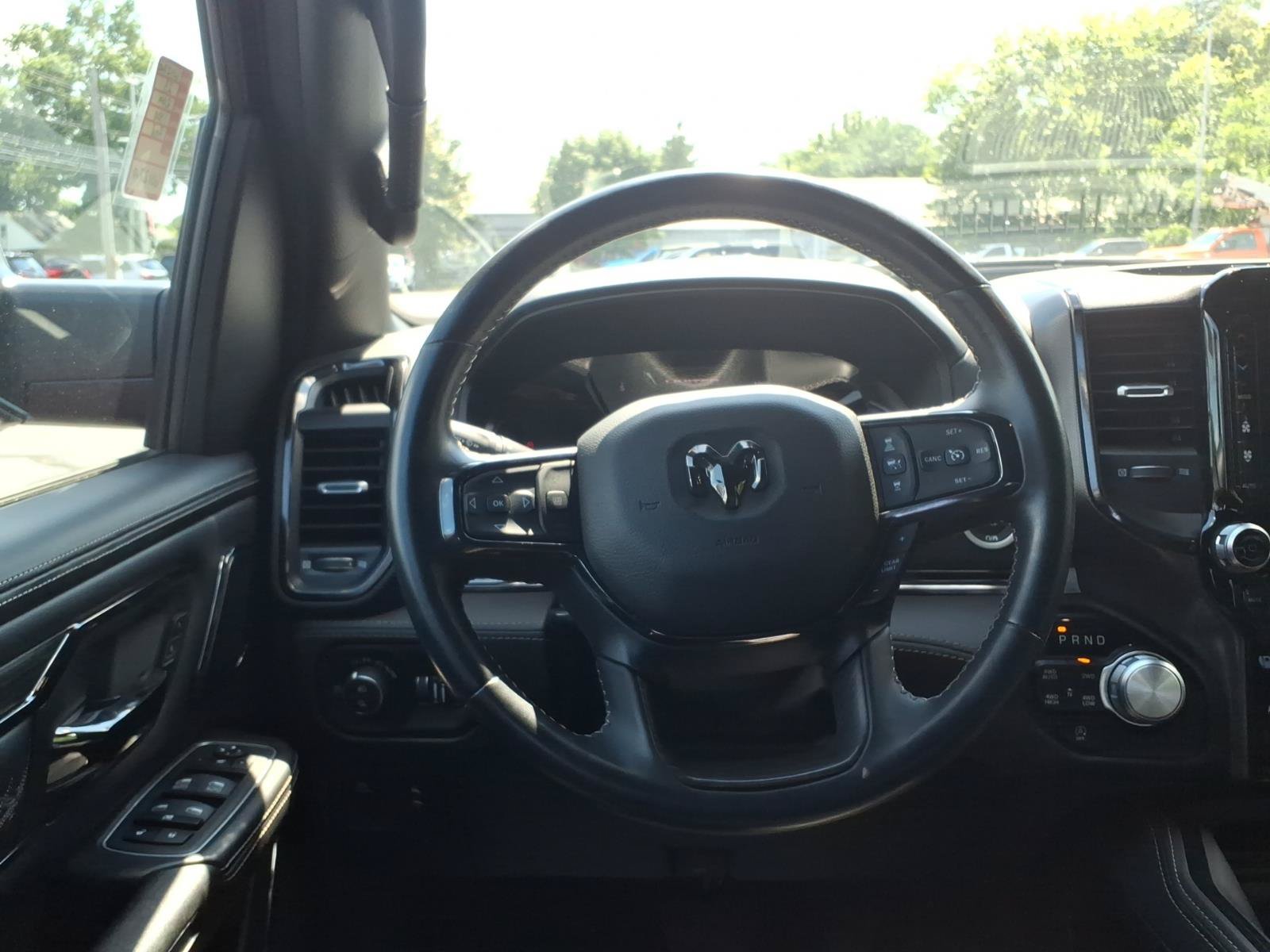 Used 2023 RAM 1500 Limited AWD/4WD image 17
