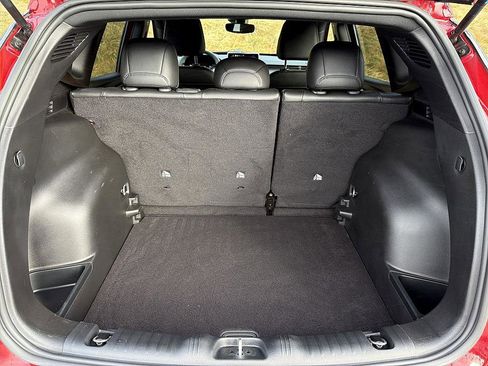 Used 2025 Jeep Compass Latitude w/ Altitude Special Edition image 21