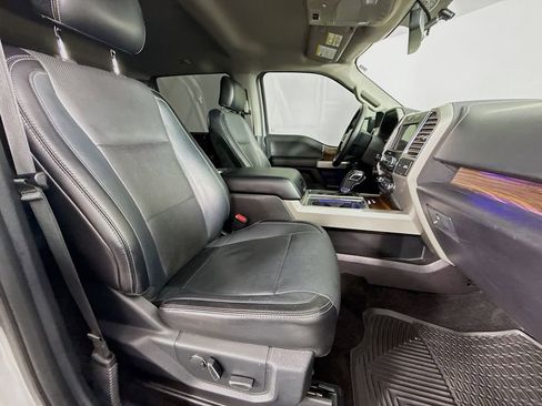 Used 2016 Ford F150 Lariat image 21