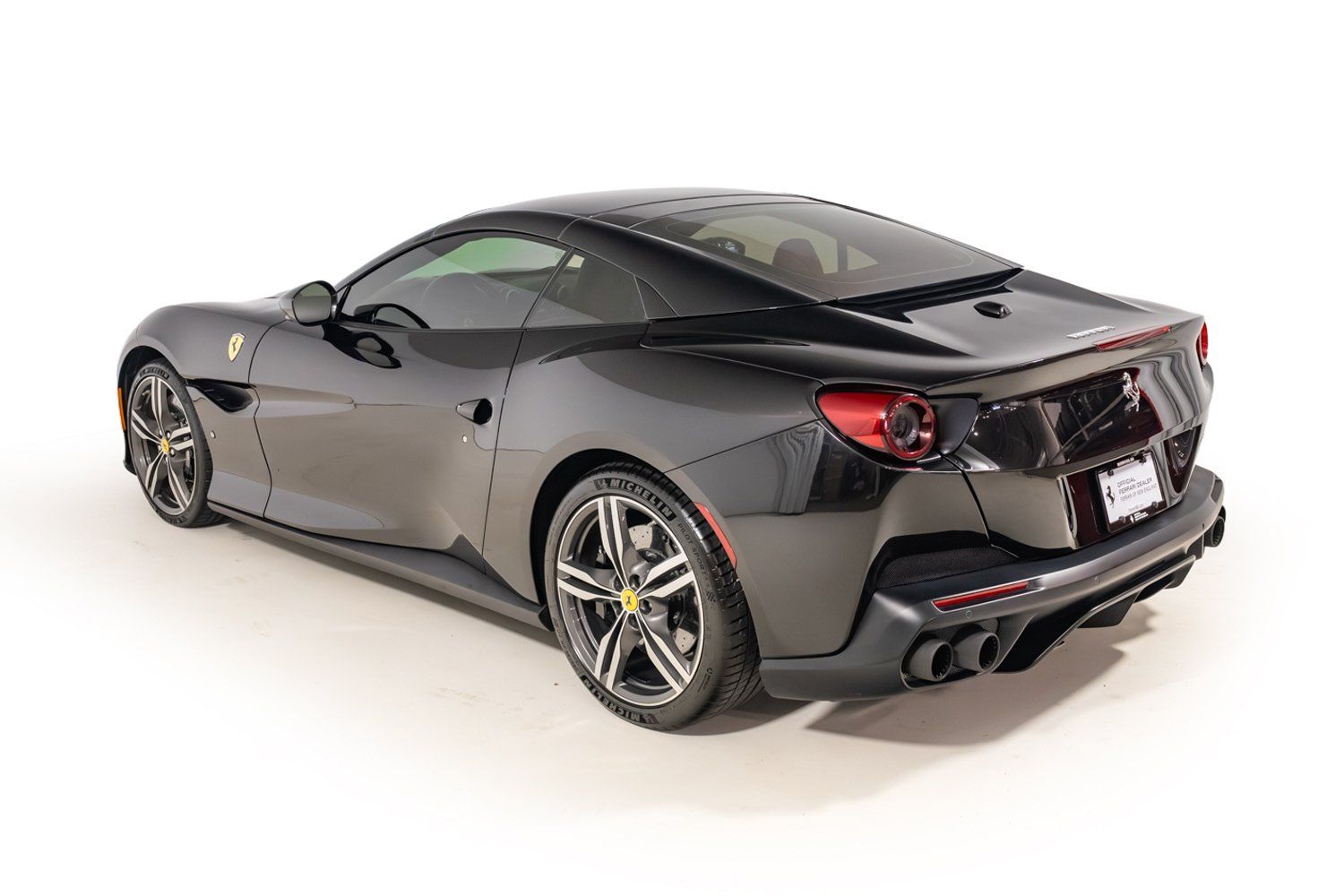 Used 2019 Ferrari Portofino RWD image 4