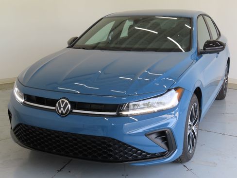 New 2026 Volkswagen Jetta Sport FWD image 9